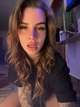 Photos of EmiliaCatalina from StripChat is Freechat