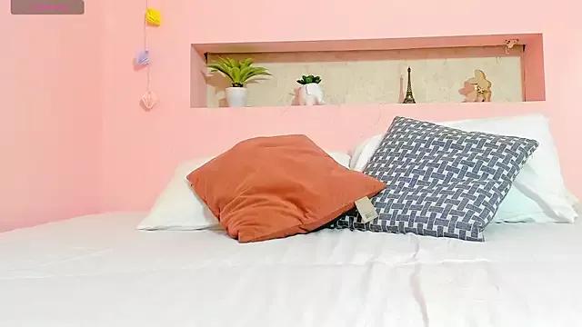 Emilly_Garcia from StripChat is Freechat