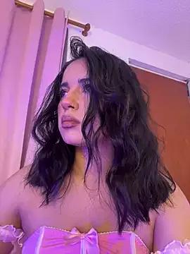Unleash your urge for fetish cams livestreamers with our pick of steaming hot models, versed in the art of seduction and indulgence.
