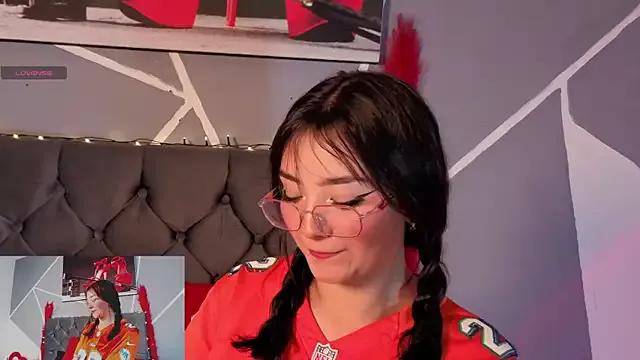 Unleash your urge for fetish cams livestreamers with our pick of steaming hot models, versed in the art of seduction and indulgence.