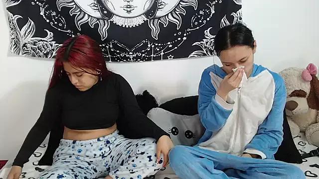 Unleash your urge for fetish cams livestreamers with our pick of steaming hot models, versed in the art of seduction and indulgence.