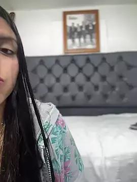 Unleash your urge for fetish cams livestreamers with our pick of steaming hot models, versed in the art of seduction and indulgence.