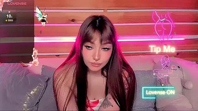 Unleash your urge for fetish cams livestreamers with our pick of steaming hot models, versed in the art of seduction and indulgence.