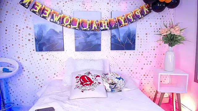 Unleash your urge for fetish cams livestreamers with our pick of steaming hot models, versed in the art of seduction and indulgence.