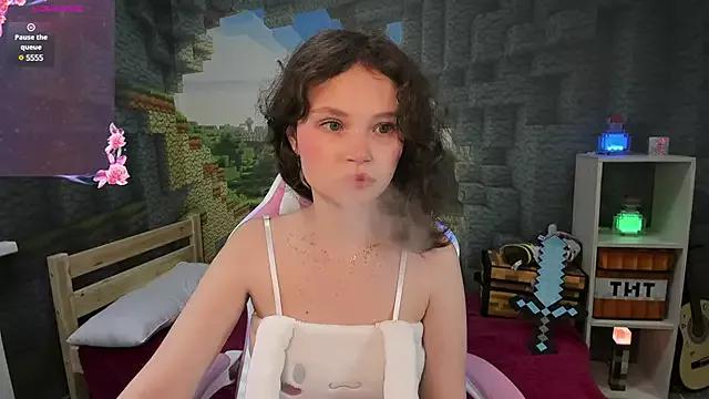 Unleash your urge for fetish cams livestreamers with our pick of steaming hot models, versed in the art of seduction and indulgence.