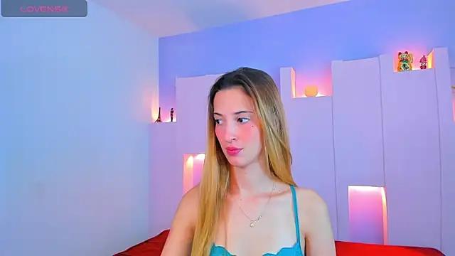 Unleash your urge for fetish cams livestreamers with our pick of steaming hot models, versed in the art of seduction and indulgence.