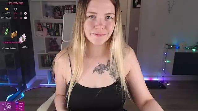Unleash your urge for fetish cams livestreamers with our pick of steaming hot models, versed in the art of seduction and indulgence.
