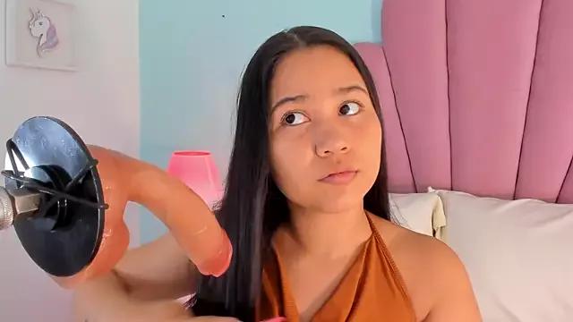 Unleash your urge for fetish cams livestreamers with our pick of steaming hot models, versed in the art of seduction and indulgence.