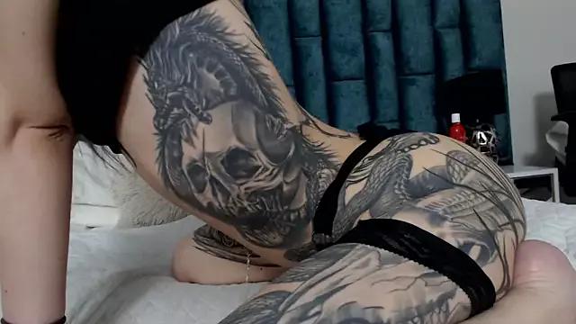 Unleash your urge for fetish cams livestreamers with our pick of steaming hot models, versed in the art of seduction and indulgence.