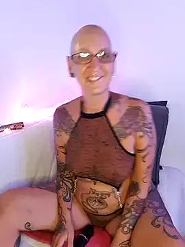 Unleash your urge for fetish cams livestreamers with our pick of steaming hot models, versed in the art of seduction and indulgence.