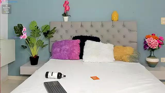 Emma_Onne from StripChat is Freechat