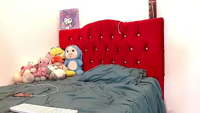 Unleash your urge for fetish cams livestreamers with our pick of steaming hot models, versed in the art of seduction and indulgence.