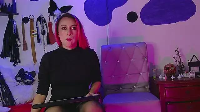 Unleash your urge for fetish cams livestreamers with our pick of steaming hot models, versed in the art of seduction and indulgence.