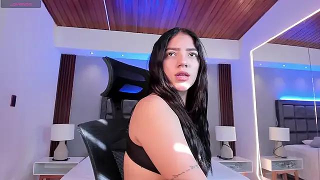 Unleash your urge for fetish cams livestreamers with our pick of steaming hot models, versed in the art of seduction and indulgence.