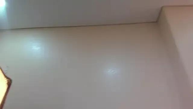 EmmaStonns from StripChat is Freechat