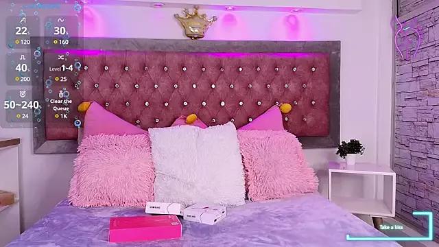 Unleash your urge for fetish cams livestreamers with our pick of steaming hot models, versed in the art of seduction and indulgence.