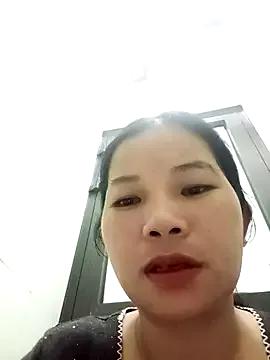 EmMay123 from StripChat is Freechat