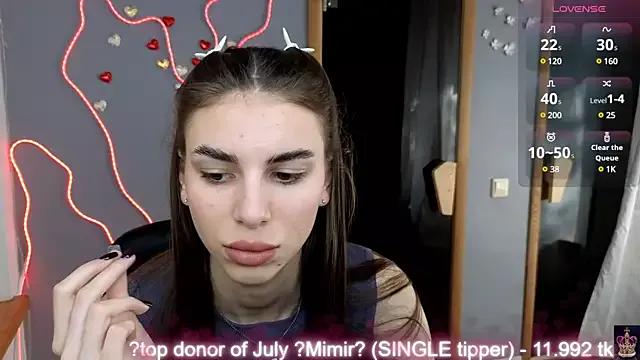 EmmyGreans from StripChat is Freechat