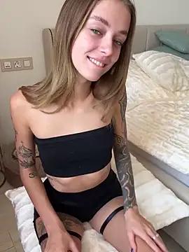 Unleash your urge for fetish cams livestreamers with our pick of steaming hot models, versed in the art of seduction and indulgence.