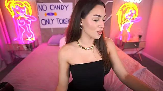 Unleash your urge for fetish cams livestreamers with our pick of steaming hot models, versed in the art of seduction and indulgence.