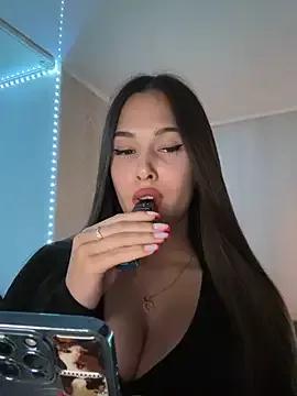EricaWalls from StripChat is Freechat