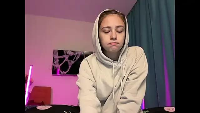 Unleash your urge for fetish cams livestreamers with our pick of steaming hot models, versed in the art of seduction and indulgence.