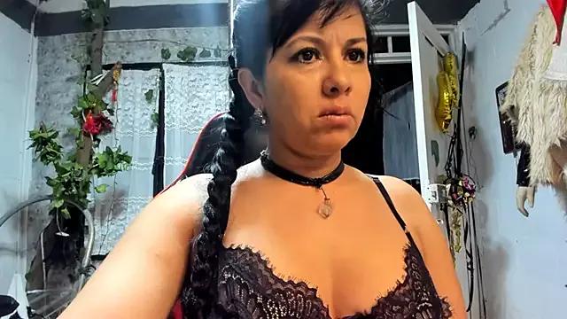 Unleash your urge for fetish cams livestreamers with our pick of steaming hot models, versed in the art of seduction and indulgence.