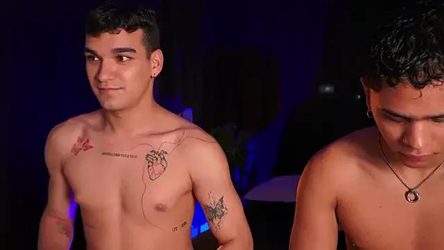 Unleash your urge for fetish cams livestreamers with our pick of steaming hot models, versed in the art of seduction and indulgence.