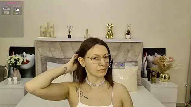 EstherPeachX from StripChat is Freechat