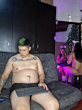 Unleash your urge for fetish cams livestreamers with our pick of steaming hot models, versed in the art of seduction and indulgence.