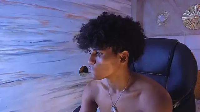 ethansmith2 from StripChat is Freechat