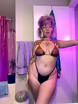 Unleash your urge for fetish cams livestreamers with our pick of steaming hot models, versed in the art of seduction and indulgence.