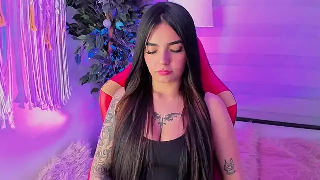 evangelin_love_ from StripChat is Freechat