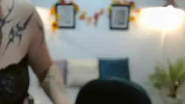 Evanss_lx from StripChat is Freechat