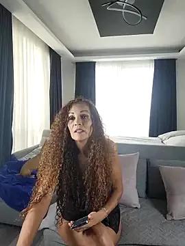 Unleash your urge for fetish cams livestreamers with our pick of steaming hot models, versed in the art of seduction and indulgence.