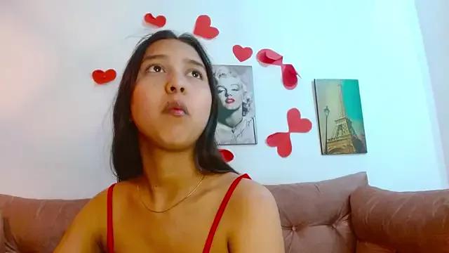 Unleash your urge for fetish cams livestreamers with our pick of steaming hot models, versed in the art of seduction and indulgence.