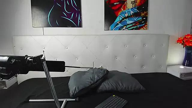 Unleash your urge for fetish cams livestreamers with our pick of steaming hot models, versed in the art of seduction and indulgence.