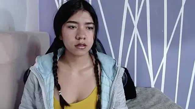 evelyngp from StripChat is Freechat