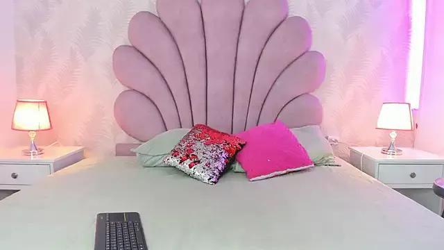 EvelynHarpee from StripChat is Freechat