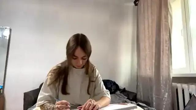 EvieDoll from StripChat is Freechat