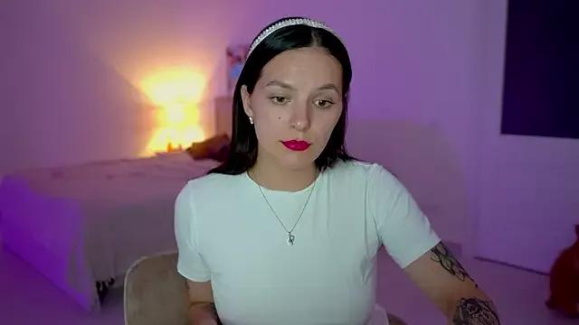 Unleash your urge for fetish cams livestreamers with our pick of steaming hot models, versed in the art of seduction and indulgence.