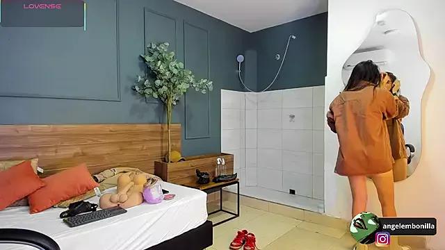 Fallen_Angel999777 from StripChat is Freechat