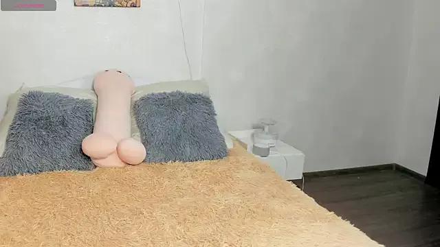 Fannie_Selmie from StripChat is Freechat
