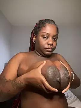 fantasygyal from StripChat is Freechat