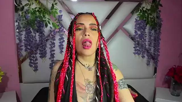 Unleash your urge for fetish cams livestreamers with our pick of steaming hot models, versed in the art of seduction and indulgence.