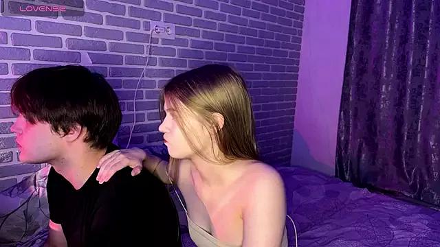fetchingcouplee from StripChat is Freechat