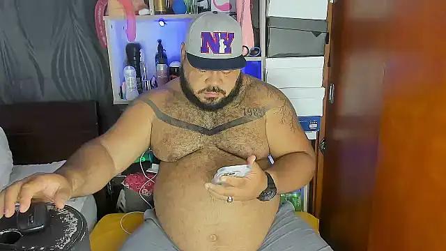 Unleash your urge for fetish cams livestreamers with our pick of steaming hot models, versed in the art of seduction and indulgence.