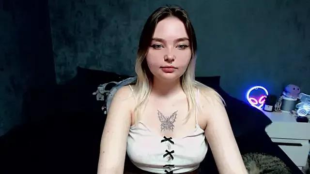 Flirty_Janes from StripChat is Freechat