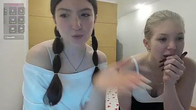 Unleash your urge for fetish cams livestreamers with our pick of steaming hot models, versed in the art of seduction and indulgence.