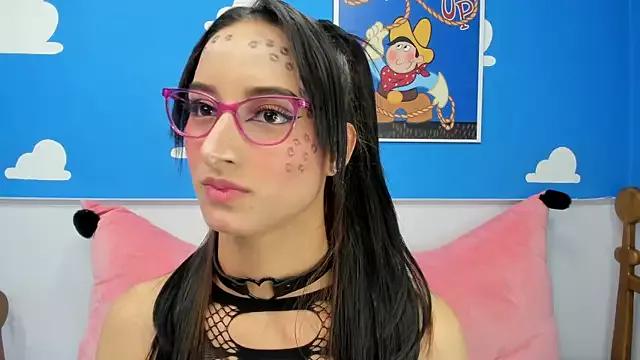 foxy_loren from StripChat is Freechat
